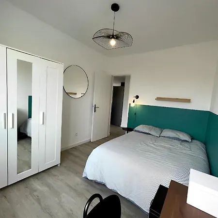 Le Contemporain Apartamento