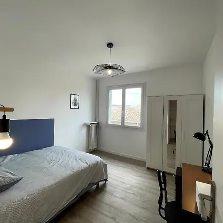 Le Contemporain Apartment *